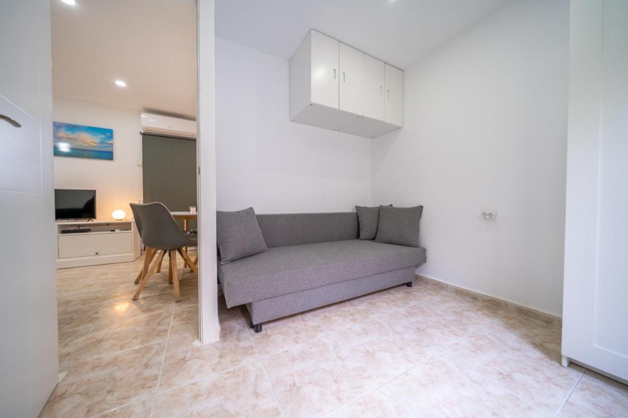 Homeholidaysrentals Chiara - Costa Brava Blanes Extérieur photo